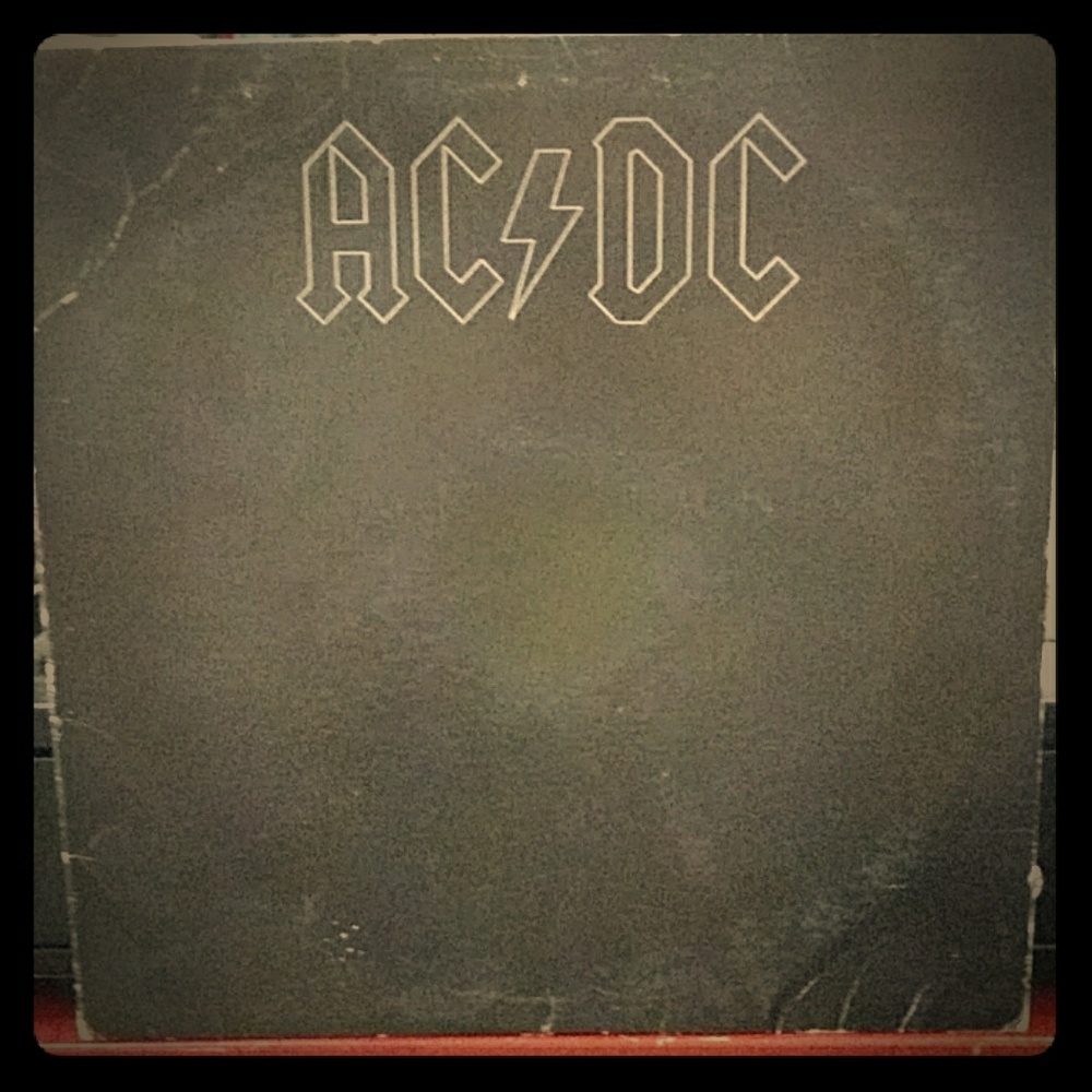 AC/DC VYNIL LP BACK IN BLACK